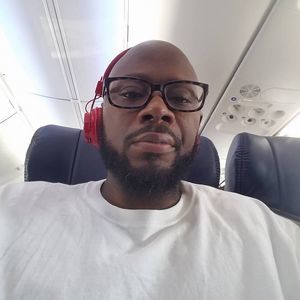 Meet your Posher, Henry